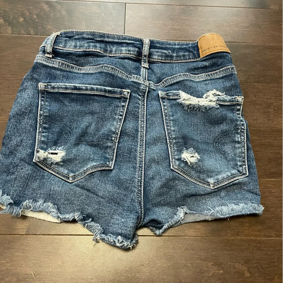 American Eagle Next Level Stretch Peak Thru Pocket Jean Shorts Women’s  2 - Picture 7 of 9